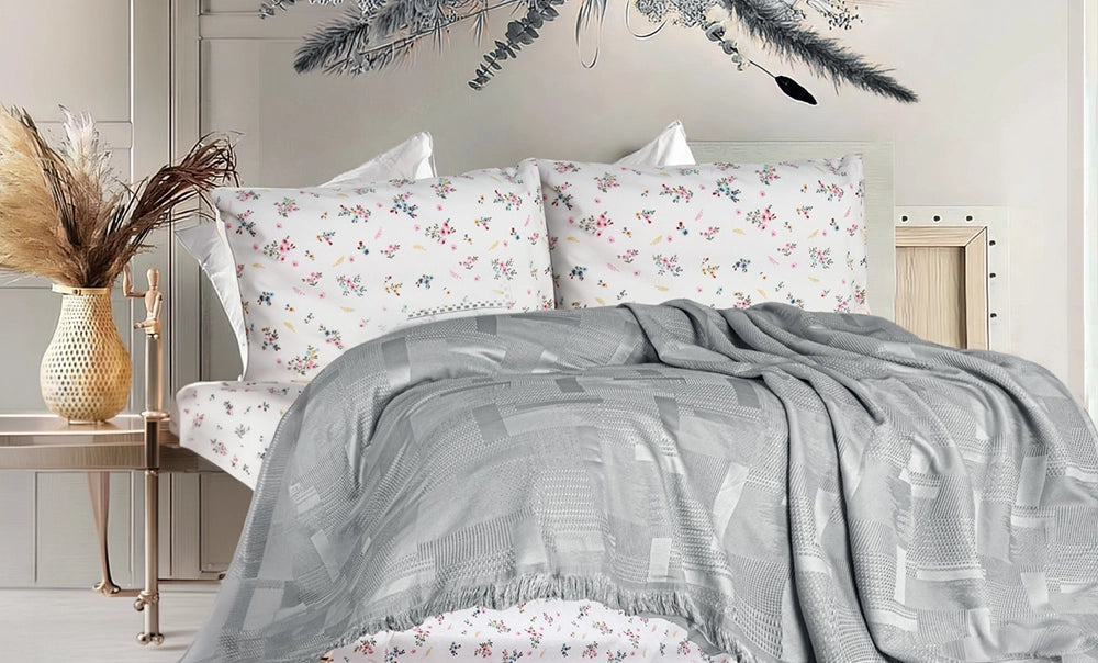Elegant Double Bedspread Set 4 Pieces 1