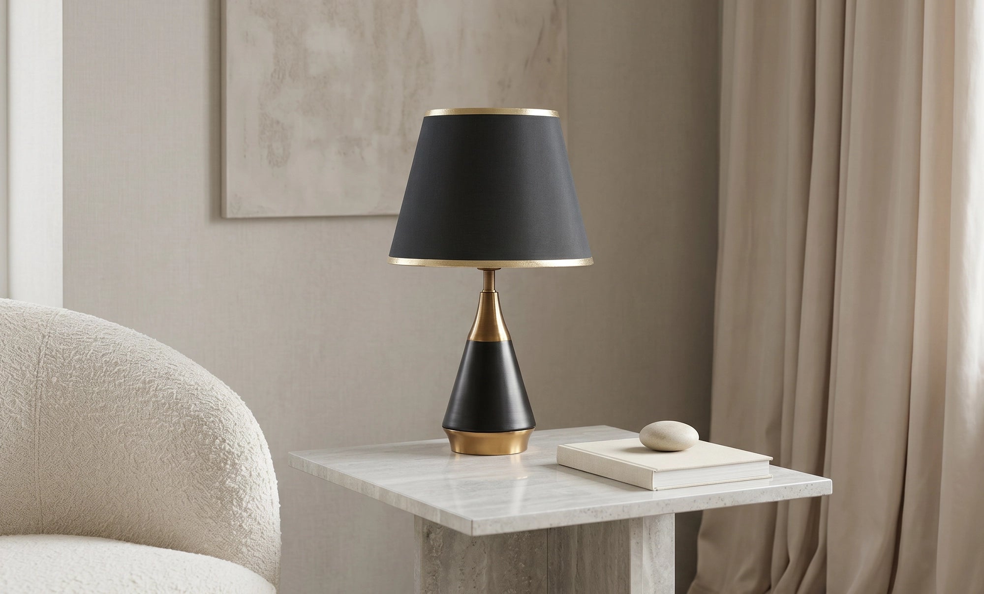 T555 - BK - E27 Lampshade