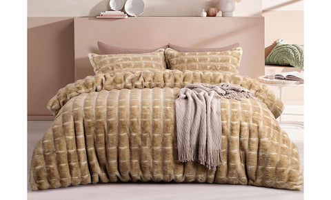 طقم لحاف شتوي فرو دبل 3 قطع - 1624