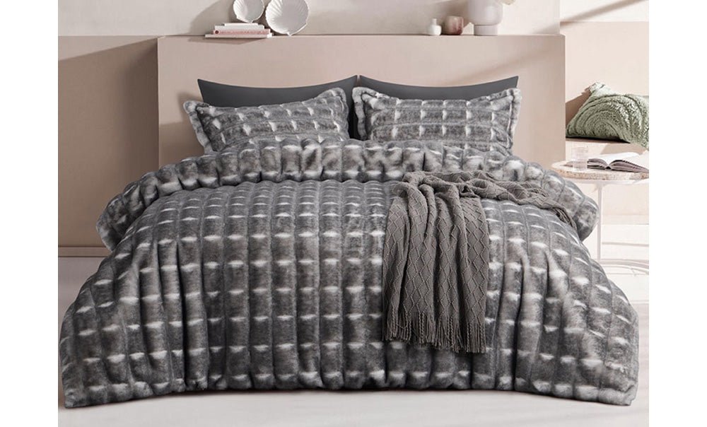 طقم لحاف شتوي فرو دبل 3 قطع - 1624 - kabbanifurniture